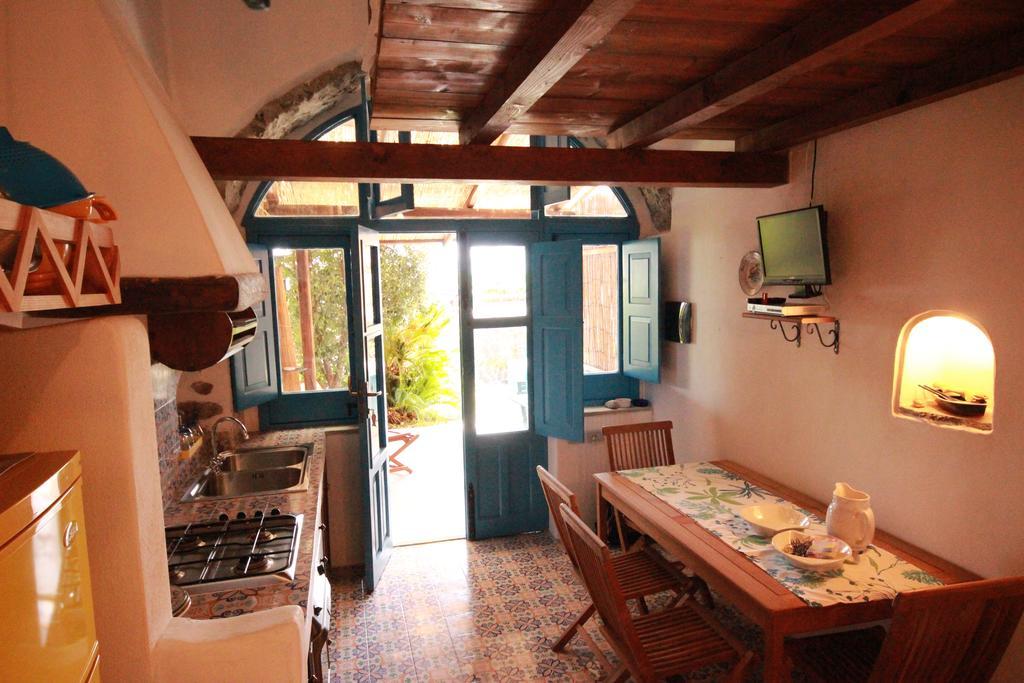 Vila La Casa Di Via Lungomare Santa Marina Salina Exteriér fotografie